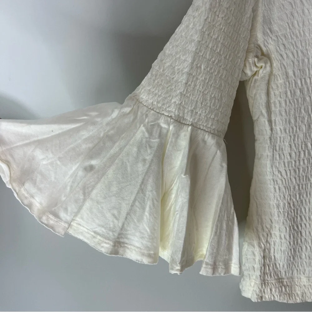 Anthropologie Cream Textured Top Bell Sleeves Shirt 310